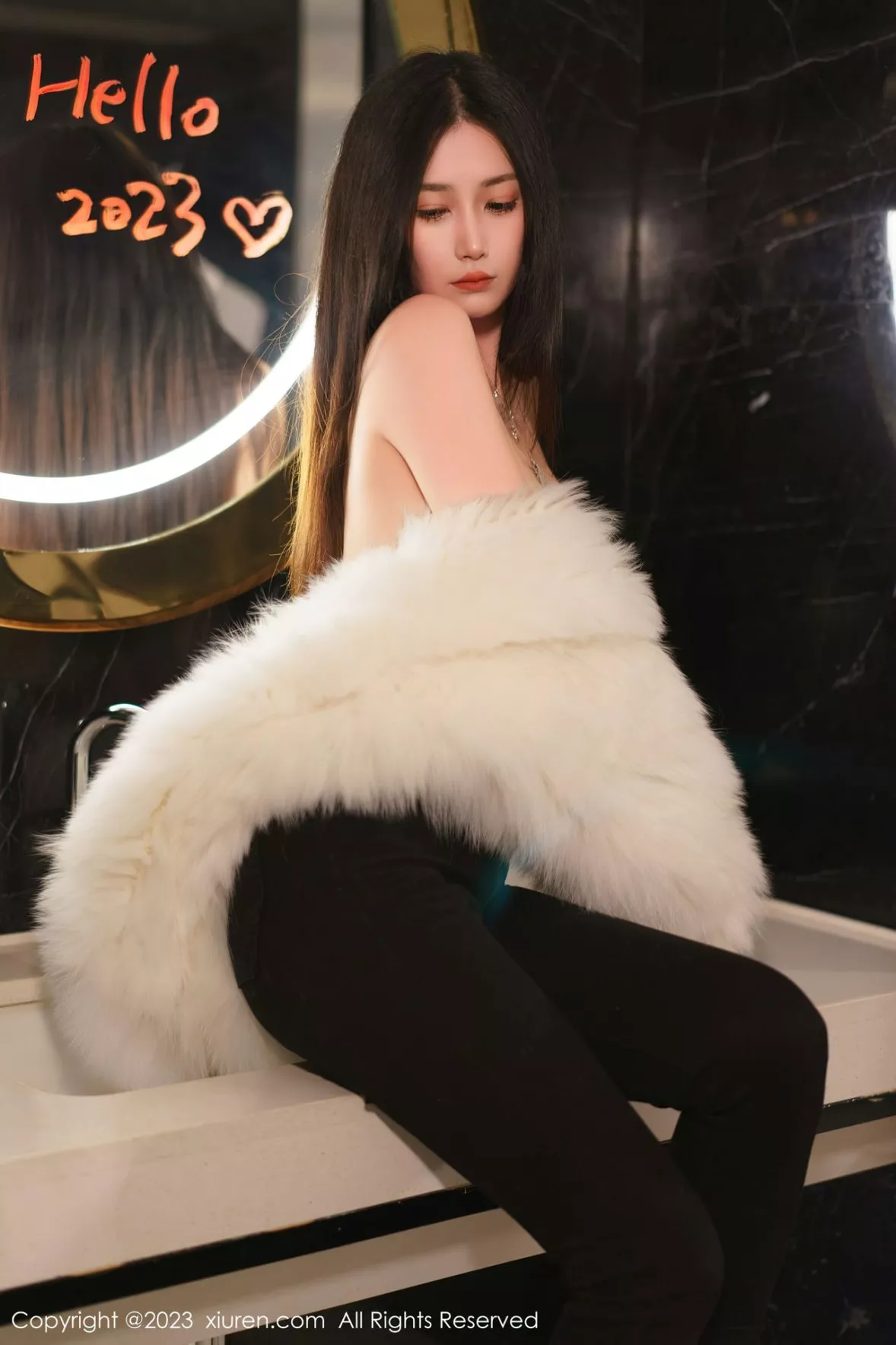 [XiuRen秀人网]第6213期阿姣写真-秀人资源网